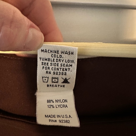 Prana chocolate top. Interior shelf bra, size Large. Great condition! - Picture 4 of 7